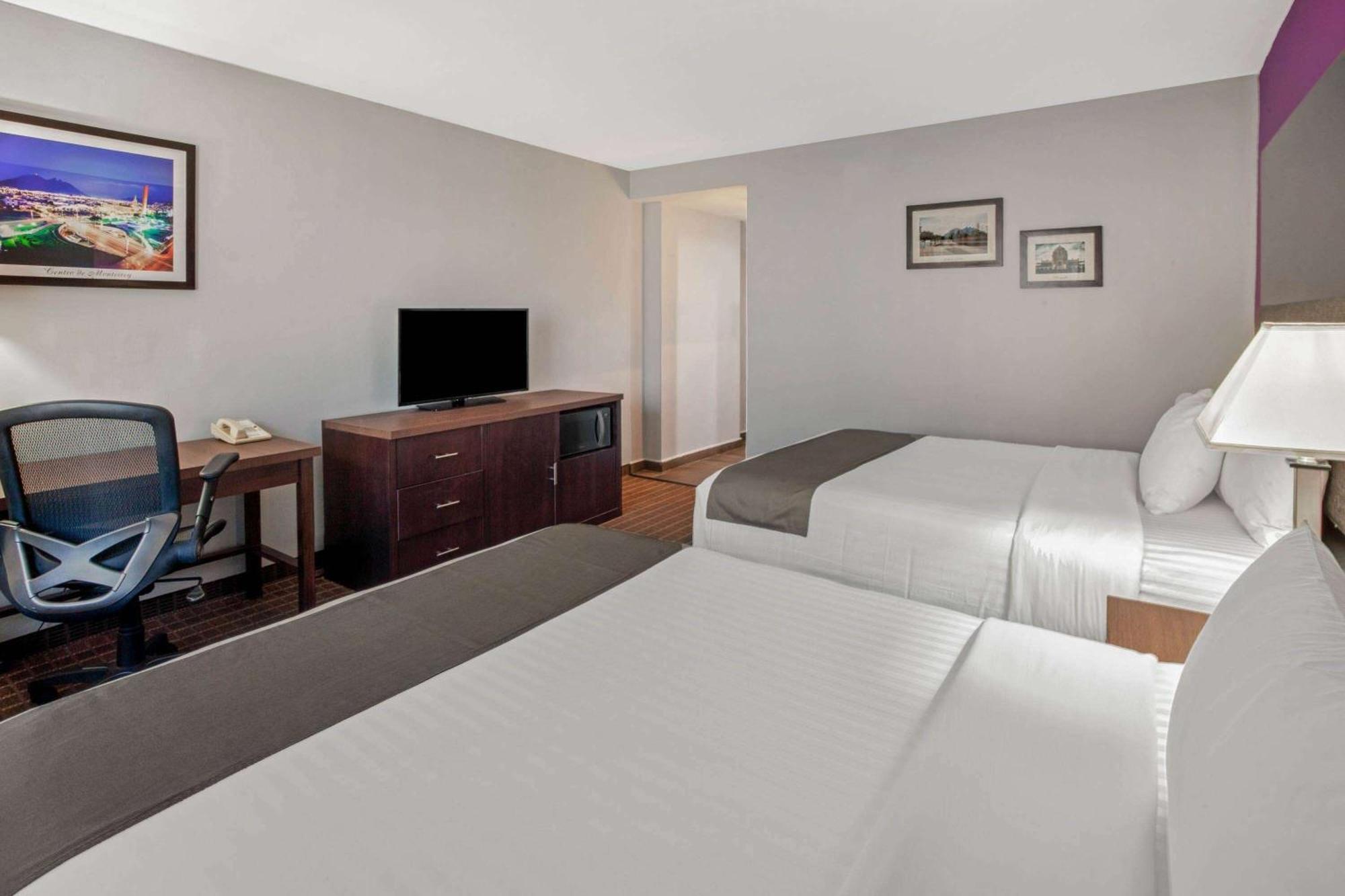 Chn Hotel Monterrey Norte, Trademark Collection By Wyndham Kültér fotó