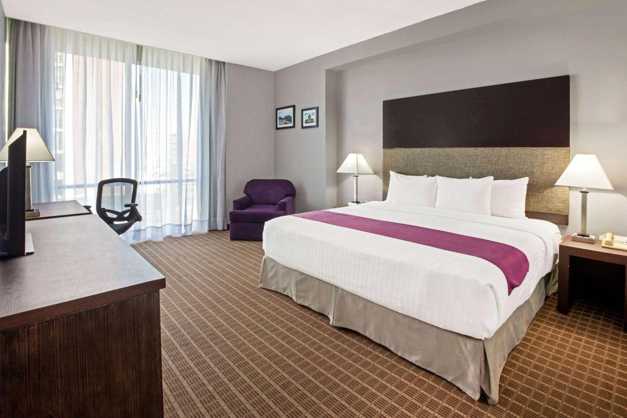 Chn Hotel Monterrey Norte, Trademark Collection By Wyndham Kültér fotó