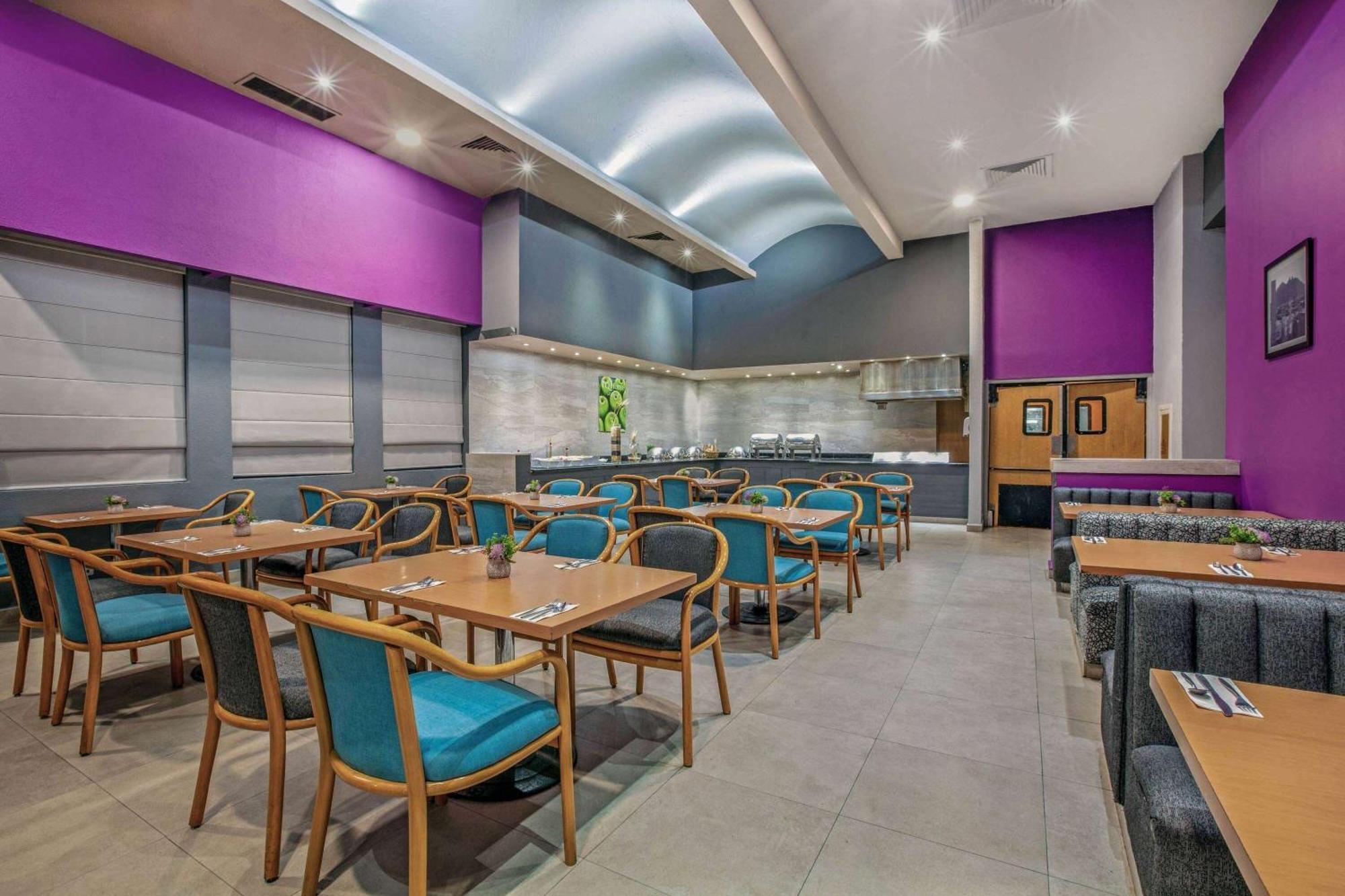 Chn Hotel Monterrey Norte, Trademark Collection By Wyndham Kültér fotó